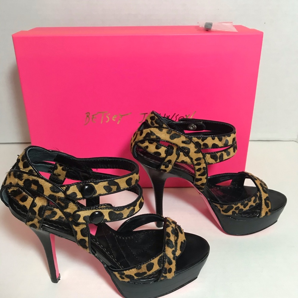 Betsey Johnson NIB Leopard Calf Hair Heels 5.5 PRICE FIRM!